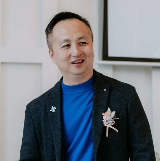 Dr. Jun-Hong Shen